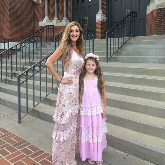 Meet your Posher, April dawn - Picture 1 of 1